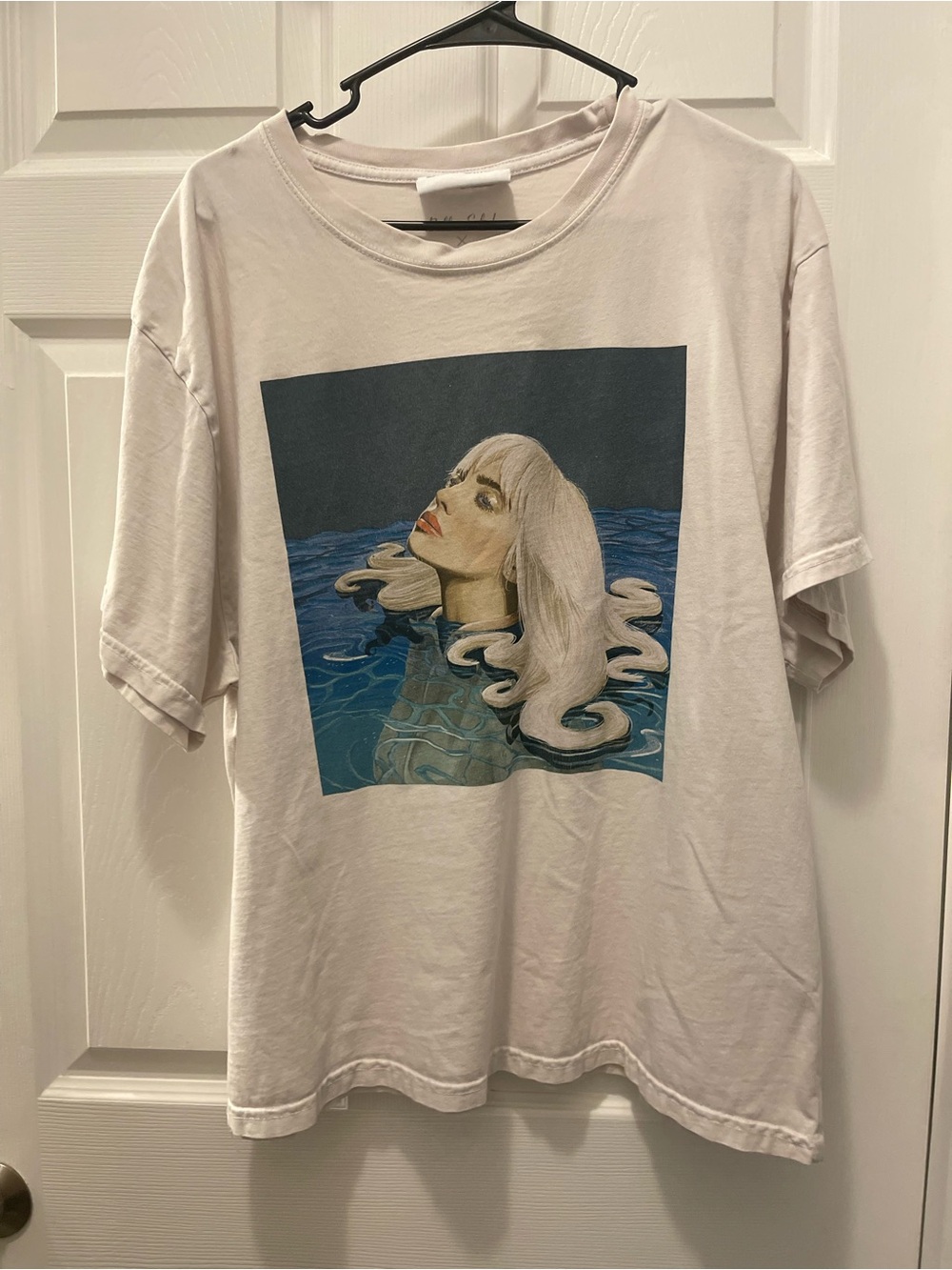 Graphic Crewneck T-Shirt in Light Beige with Portrait Print of Billie Eilish